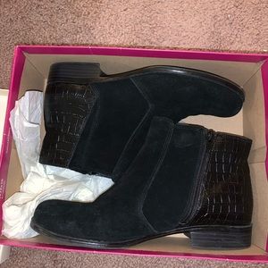 Naturalized booties size 8